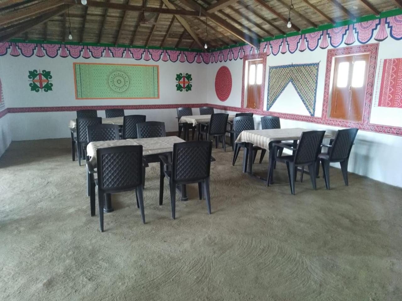 Banni Village Resort - Rann Of Kutch Bherandiāla Exterior foto